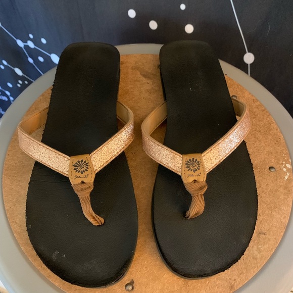 yellow box rose gold flip flops